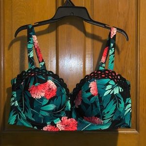 *PLUS* Boutique+ Swim Top - flower pattern